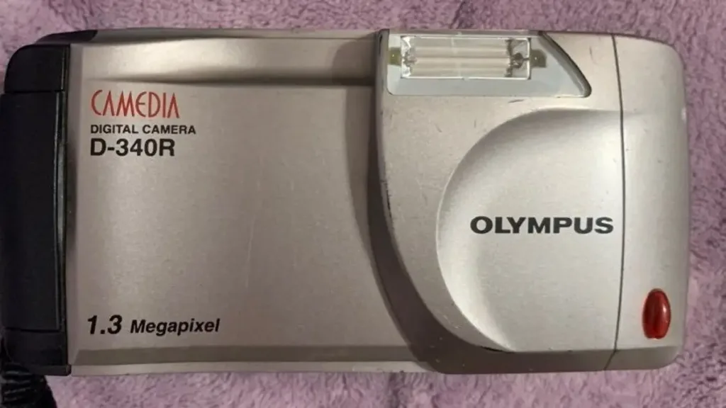 olympus d 340r 12mp digital camera
