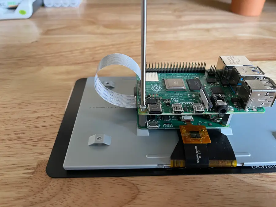 Get Started with 7 Touchscreen for Raspberry Pi - OKdo